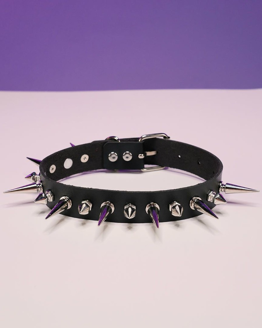 Accessories * | Ae Not Too Close Spiked Choker