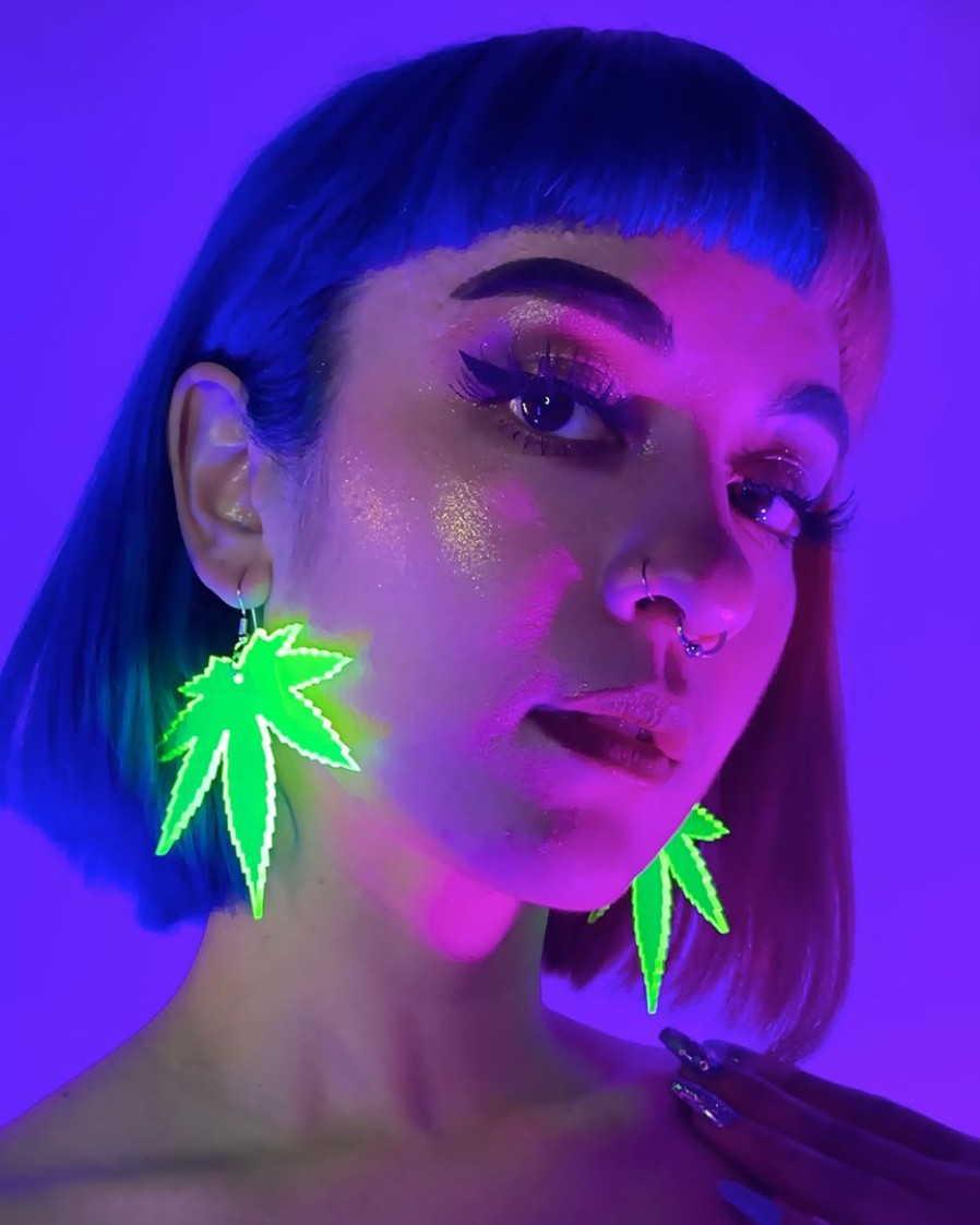 Accessories * | Ae New Smoke Me Out Neon Blacklight Pvc Earrings